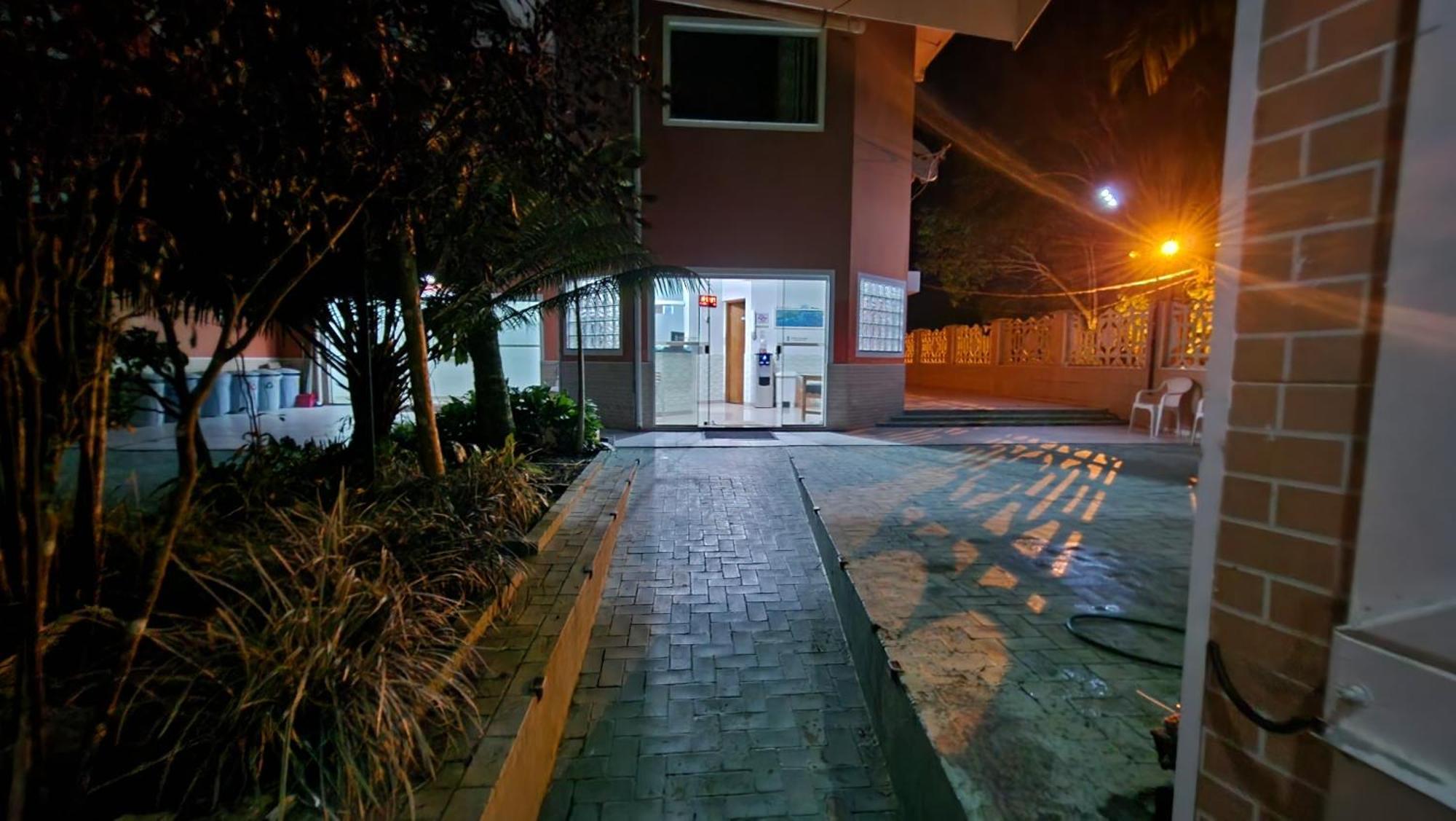 Suites Ubatuba Praia Da Lagoinha Eksteriør bilde