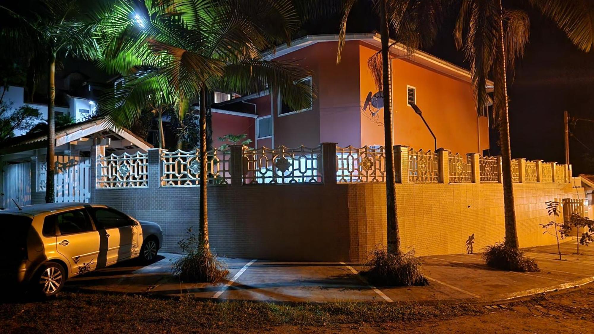 Suites Ubatuba Praia Da Lagoinha Eksteriør bilde