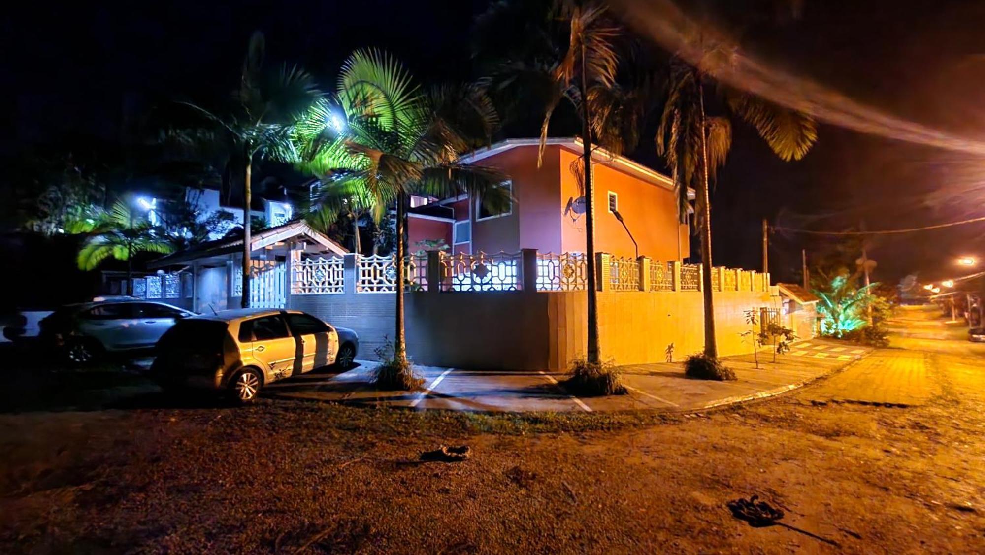 Suites Ubatuba Praia Da Lagoinha Eksteriør bilde